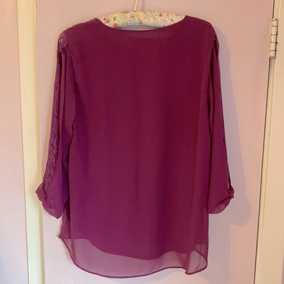 TanJay blouse lace sleeves - Picture 2 of 7